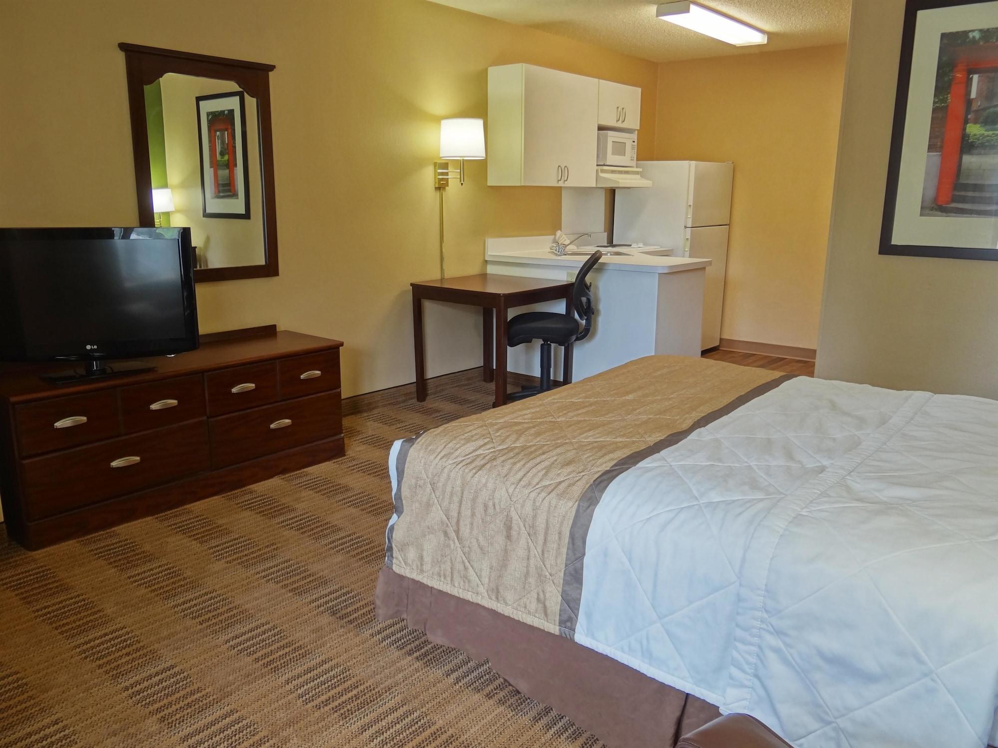 Extended Stay America Select Suites - Roanoke - Airport Екстер'єр фото